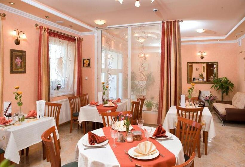 בית מלון כפרי Isabell Győr