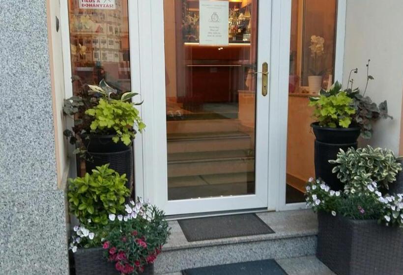 בית מלון כפרי Isabell Győr