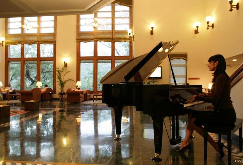 בית מלון כפרי Jaypee Residency Manor