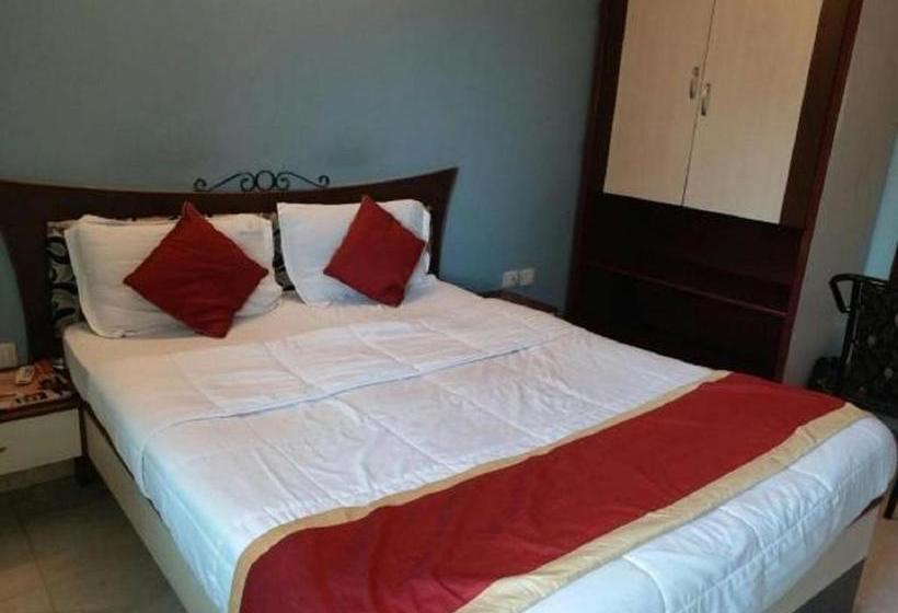 酒店 Kumar S International