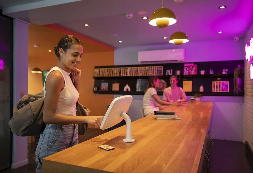 فندق Lylo Brisbane