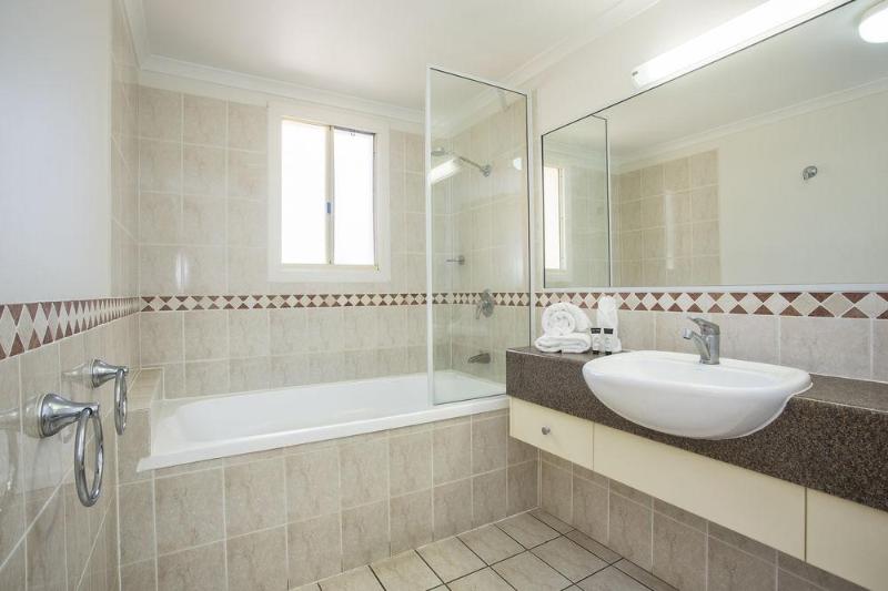 هتل Martinique Whitsunday Resort