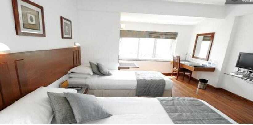 בית מלון כפרי Perfect Haven Egmore Serviced Apartments