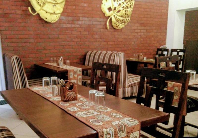 ホテル Savoy  Since 1951