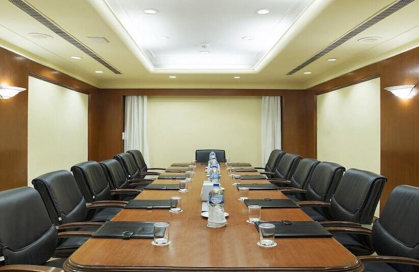 Отель Sayaji Indore