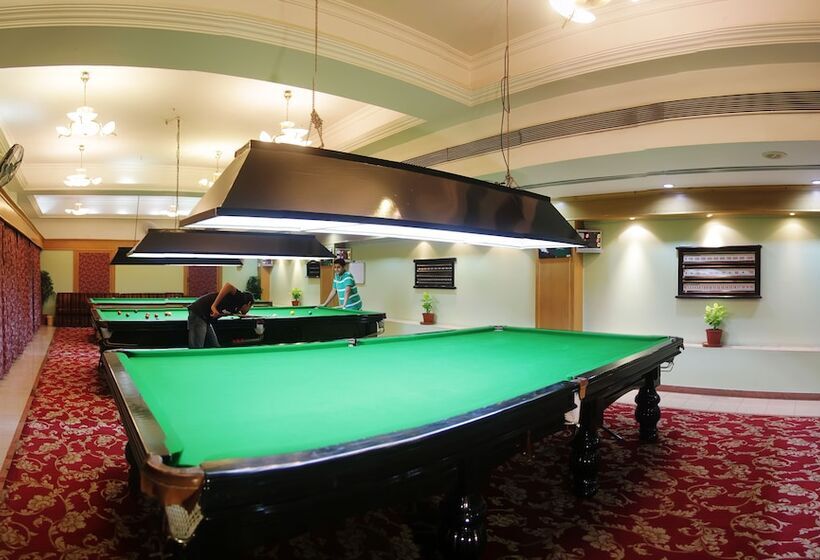 Отель Sayaji Indore