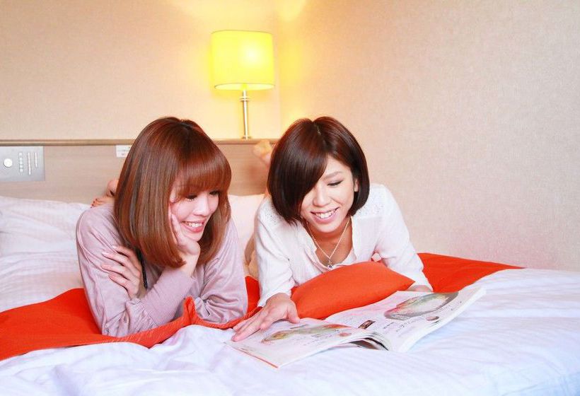 בית מלון כפרי Shinsaibashi Lions Rock