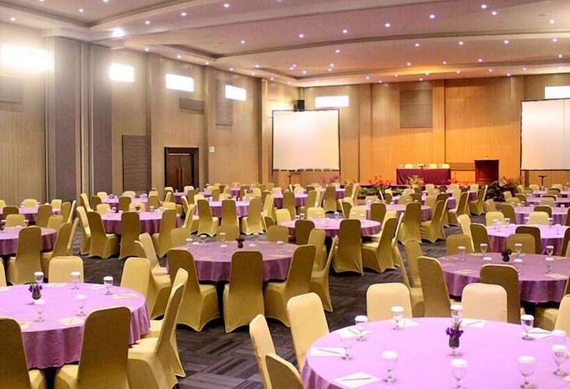 호텔 Sinabung Hills Berastagi