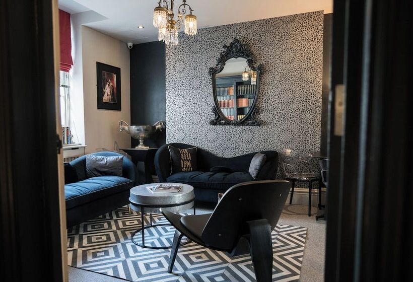 فندق Square Townhouse