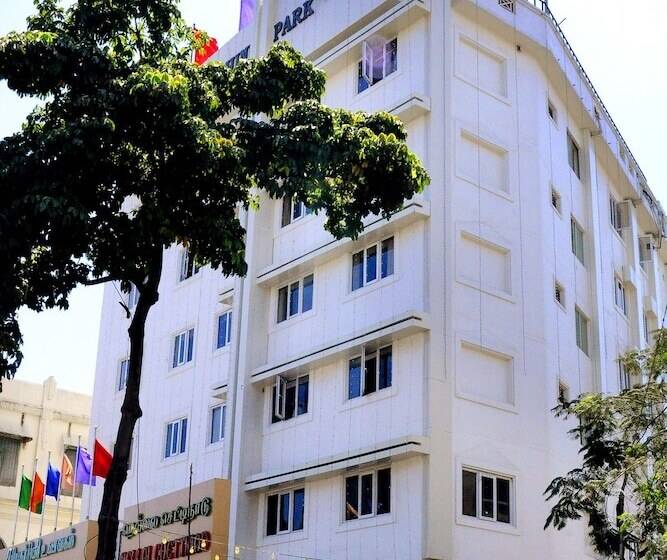 Fabhotel Prime Stalin Pleasant Park   Nr Mgr Memorial & Anna Memorial