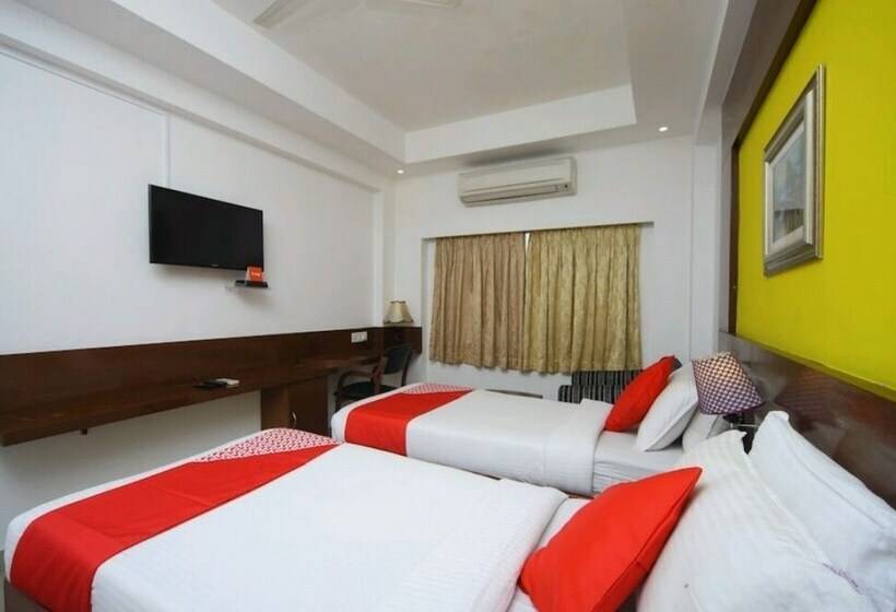 Fabhotel Prime Stalin Pleasant Park   Nr Mgr Memorial & Anna Memorial