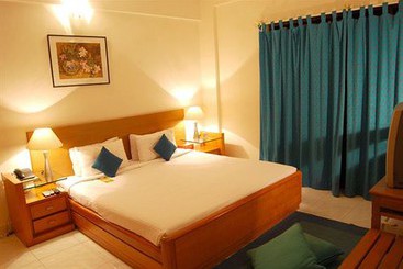 Fotos del hotel Sterling Suites Langford Town:  2