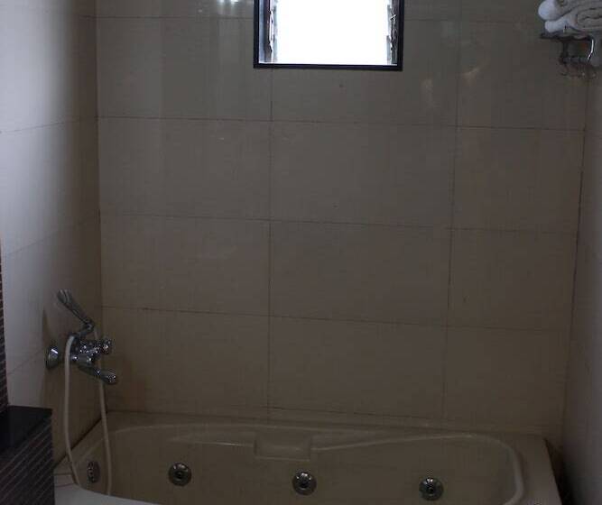 فندق Sunny Midtown