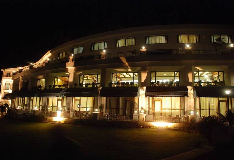 בית מלון כפרי Namah Nainital, A Member Of Radisson Individuals Retreats