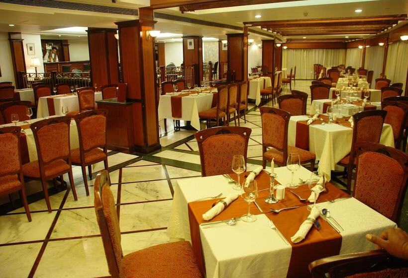 בית מלון כפרי Namah Nainital, A Member Of Radisson Individuals Retreats