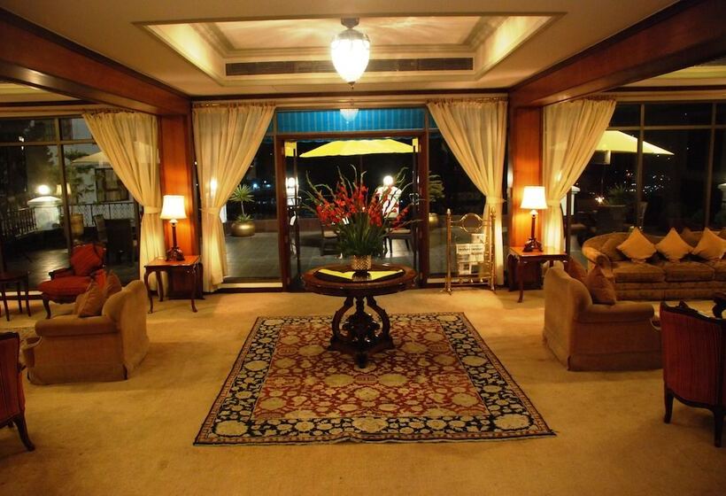 בית מלון כפרי Namah Nainital, A Member Of Radisson Individuals Retreats