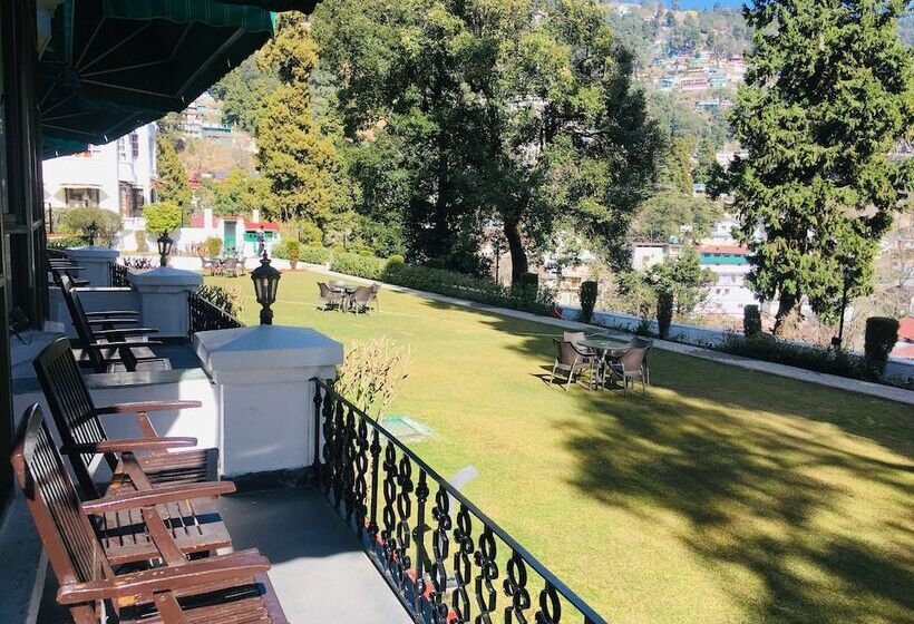 בית מלון כפרי Namah Nainital, A Member Of Radisson Individuals Retreats