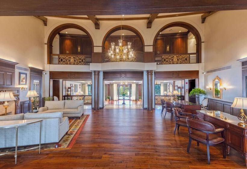 בית מלון כפרי Namah Nainital, A Member Of Radisson Individuals Retreats