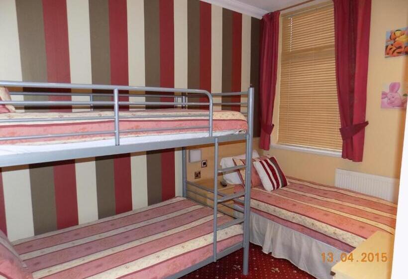 Отель The Norwood