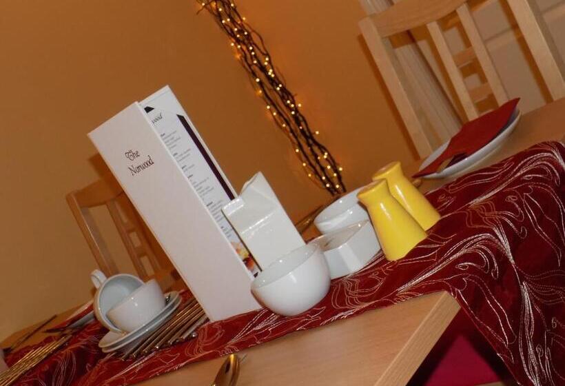 Отель The Norwood