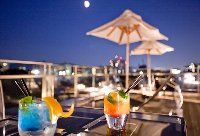 ホテル The Screen