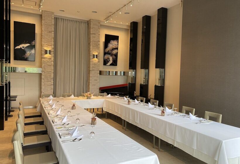 ホテル The Screen