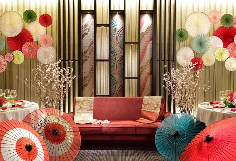 ホテル The Screen