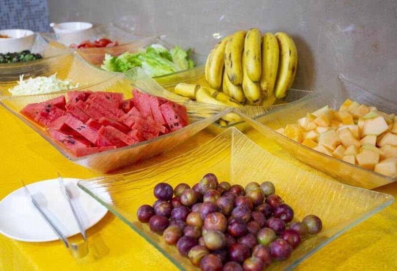 فندق Tianze Beach Resort