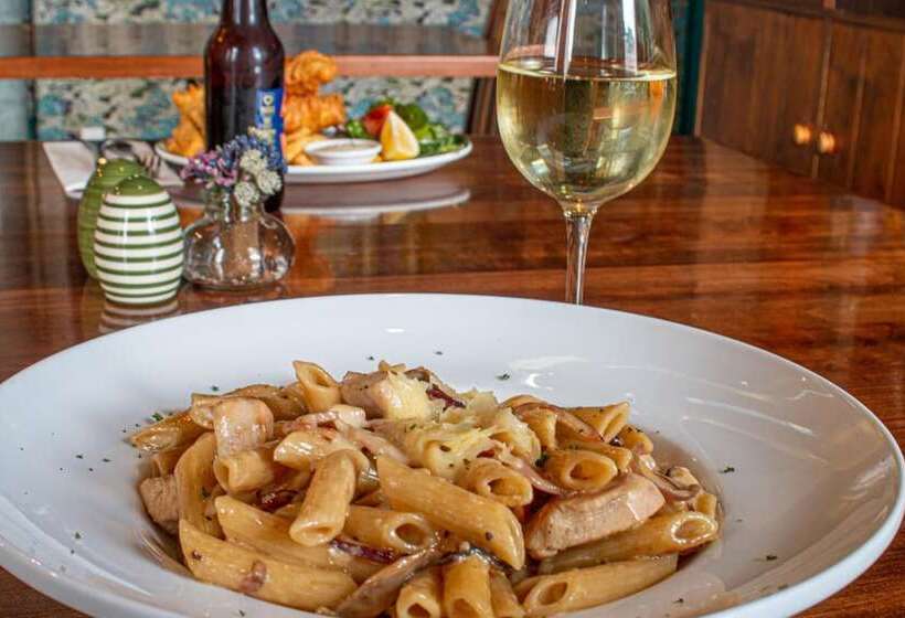 هتل Victoria Railway