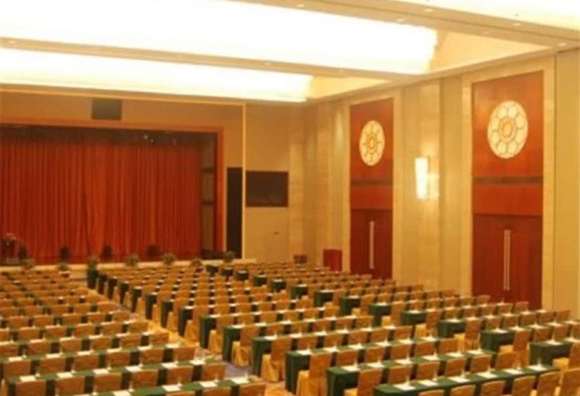 Отель Wellton International