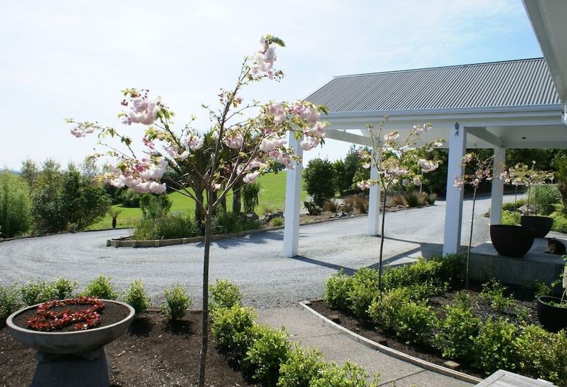 בית מלון כפרי Woodhouse Mountain Lodge