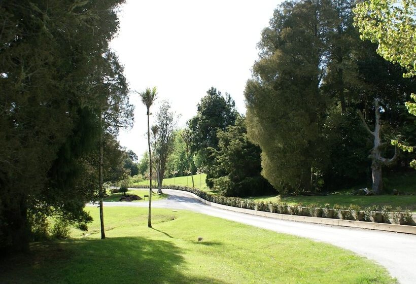 בית מלון כפרי Woodhouse Mountain Lodge