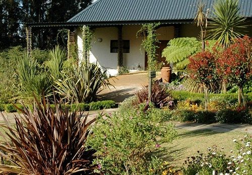 בית מלון כפרי Woodridge Country