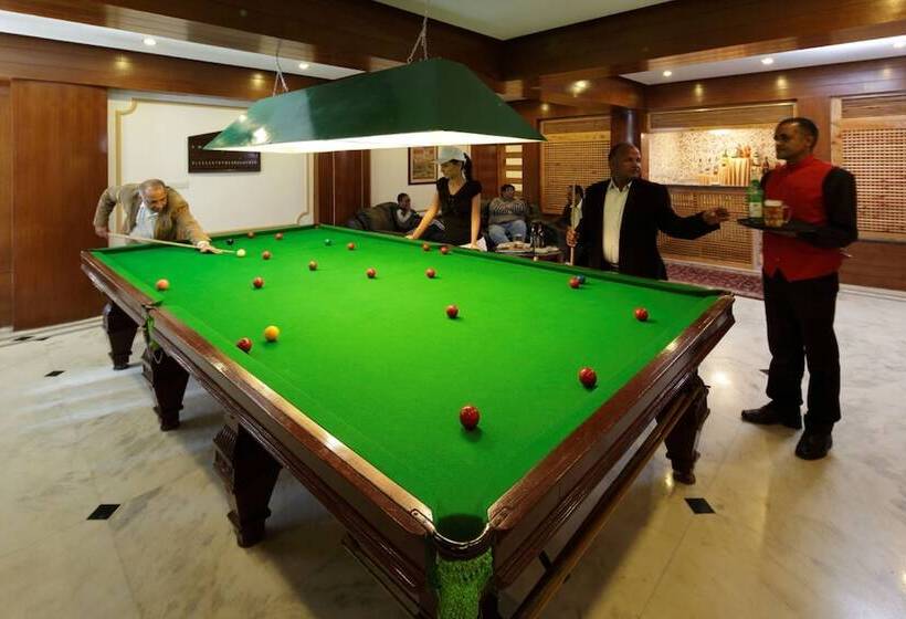 Manuallaya The Resort & Spa