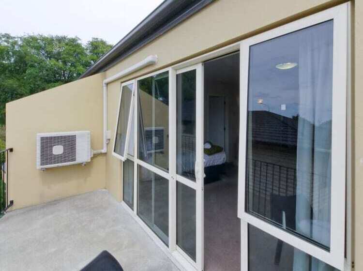 모텔 Asure Avenue Motor Lodge