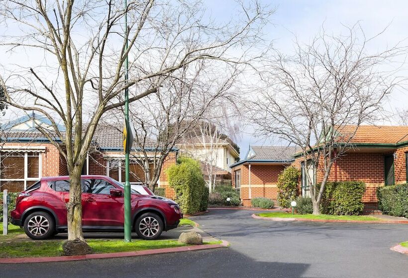 Park Avenue   Forest Hill