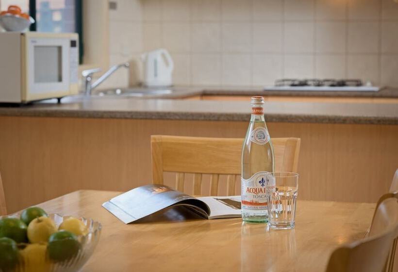 Park Avenue   Forest Hill