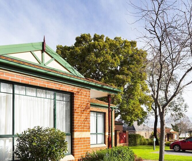 Park Avenue   Forest Hill