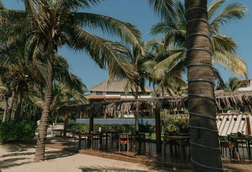 منتجع Las Palmas Luxury Villas