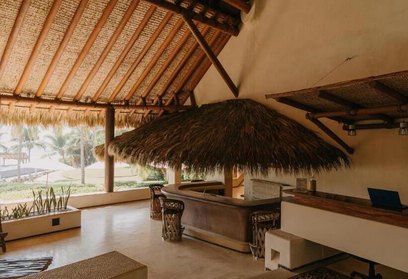 منتجع Las Palmas Luxury Villas