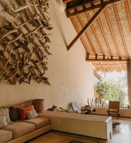 منتجع Las Palmas Luxury Villas