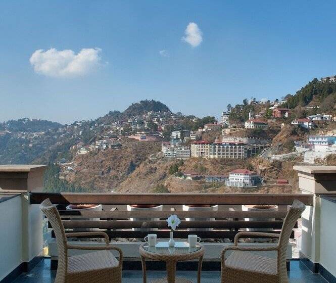 Royal Orchid Fort Resort