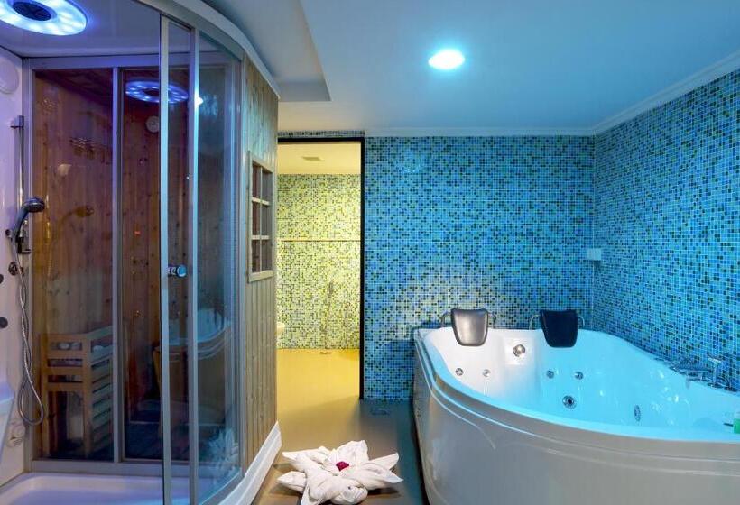 The Quilon Beach Hotel And Convention Center