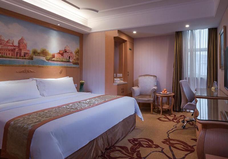 Vienna International Hotel Shenzhen Jingtian