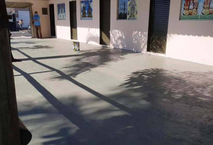 فندق صغير Pousada Romeiros Do Pai Eterno   Santuario Basilica De Trindade
