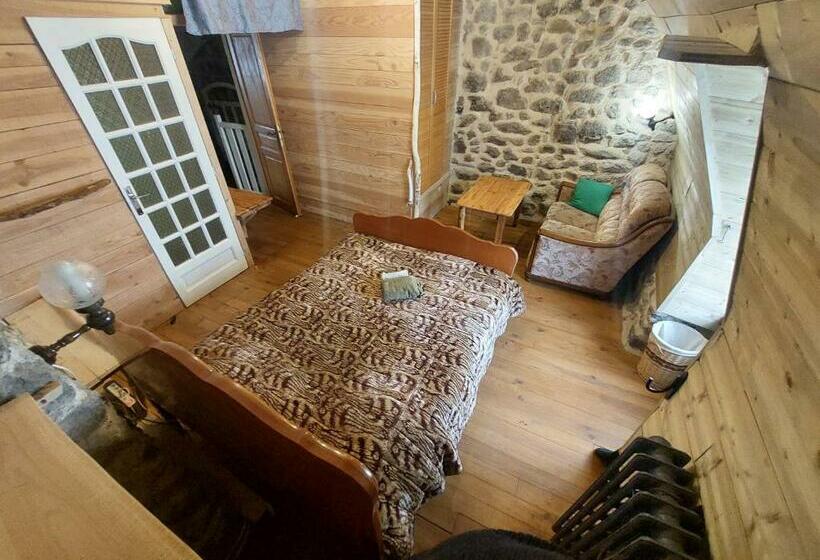 ベッドアンドブレックファースト La Verte Salamandre