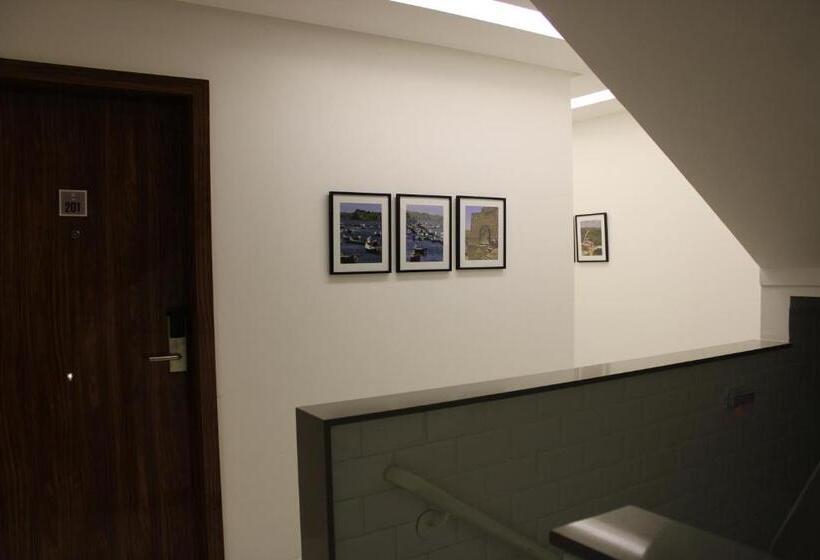 Flats Monsenhor31   Localizado No Centro Da Cidade