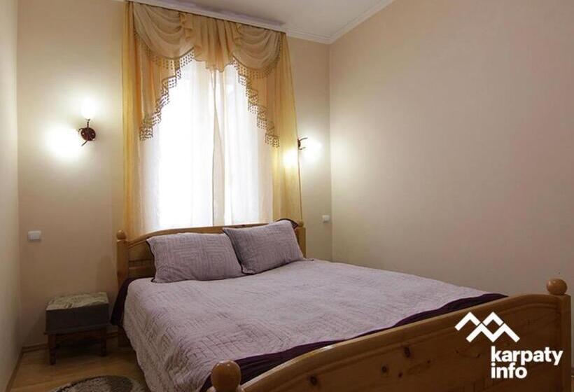 Hotel гірський узвіз