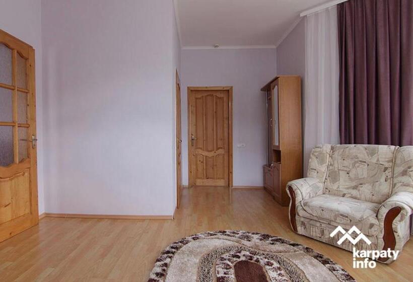 Hotel гірський узвіз