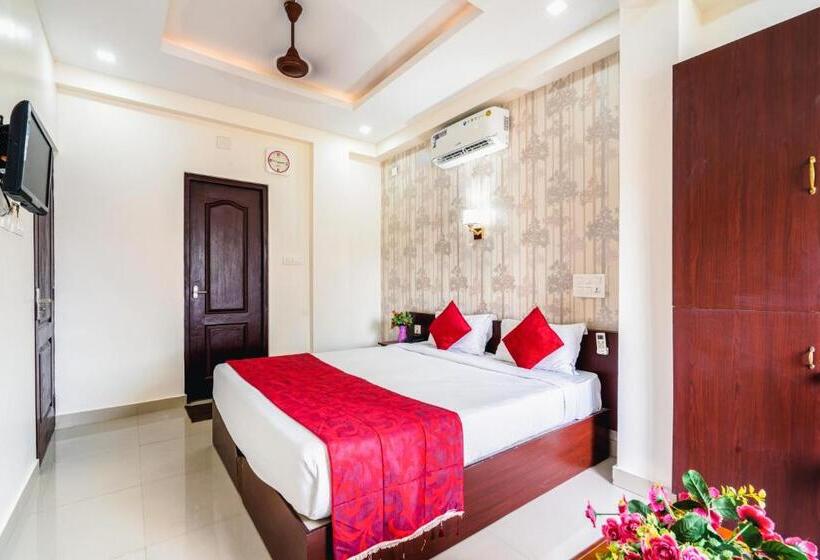 هتل Almas Residency